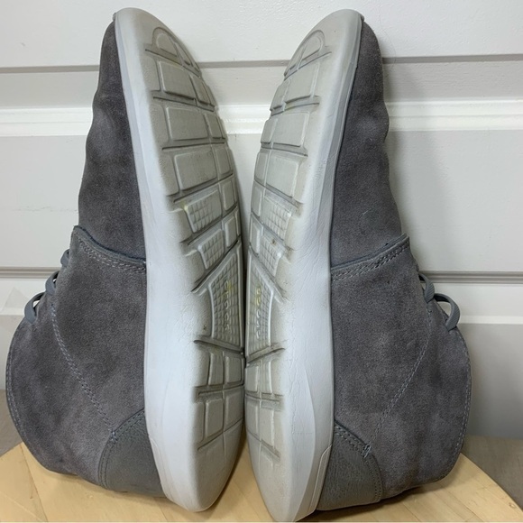 CROCS Kinsale Gray Chukka Suede Leather Triple Comfort Boots Slip On Shoes Sz 10 - Picture 11 of 15
